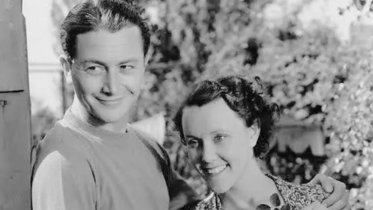 Elizabeth Louise Henderson