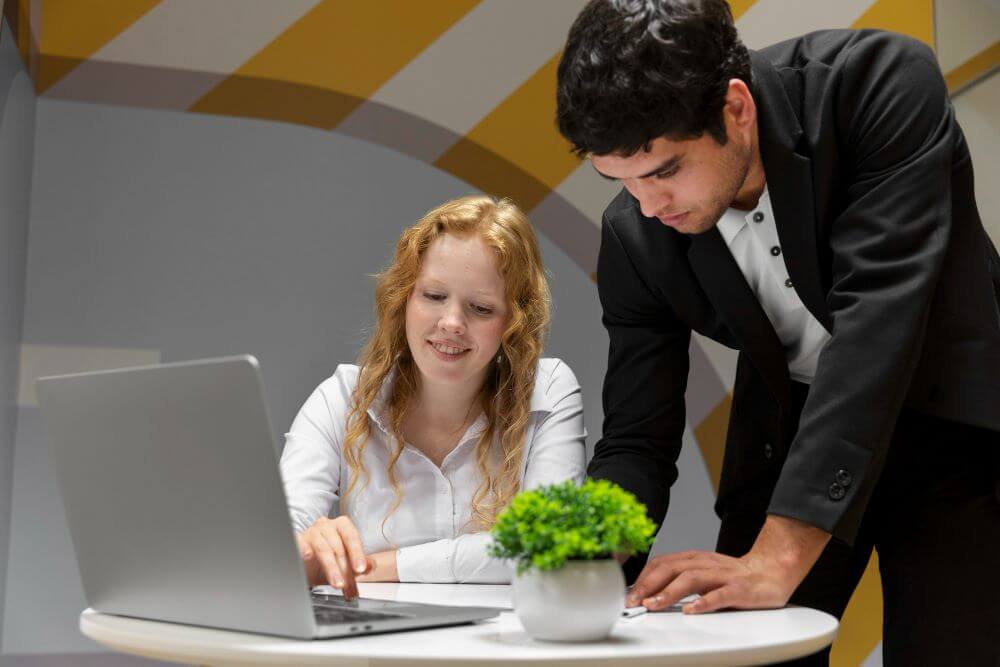 How Can Small Businesses Overcome HR Challenges? Partnering with Axcet HR Solutions