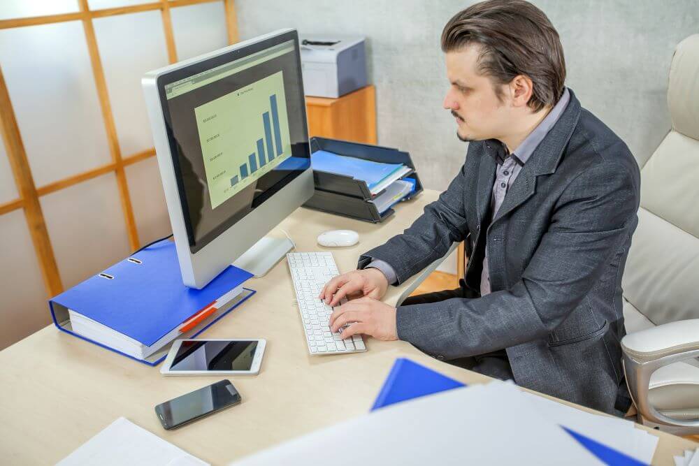 How Software Is Reshaping the Future of Personal Financial Planning
