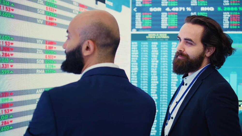 What Drives Currency Markets and Why Danish Investors Should Pay Attention